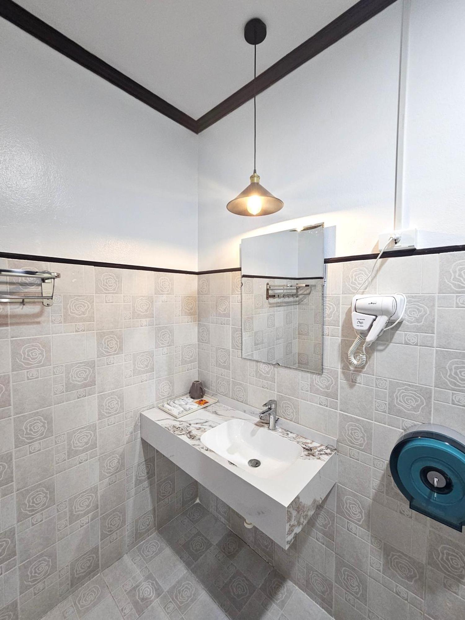 Win Hotel Vang Vieng Dış mekan fotoğraf