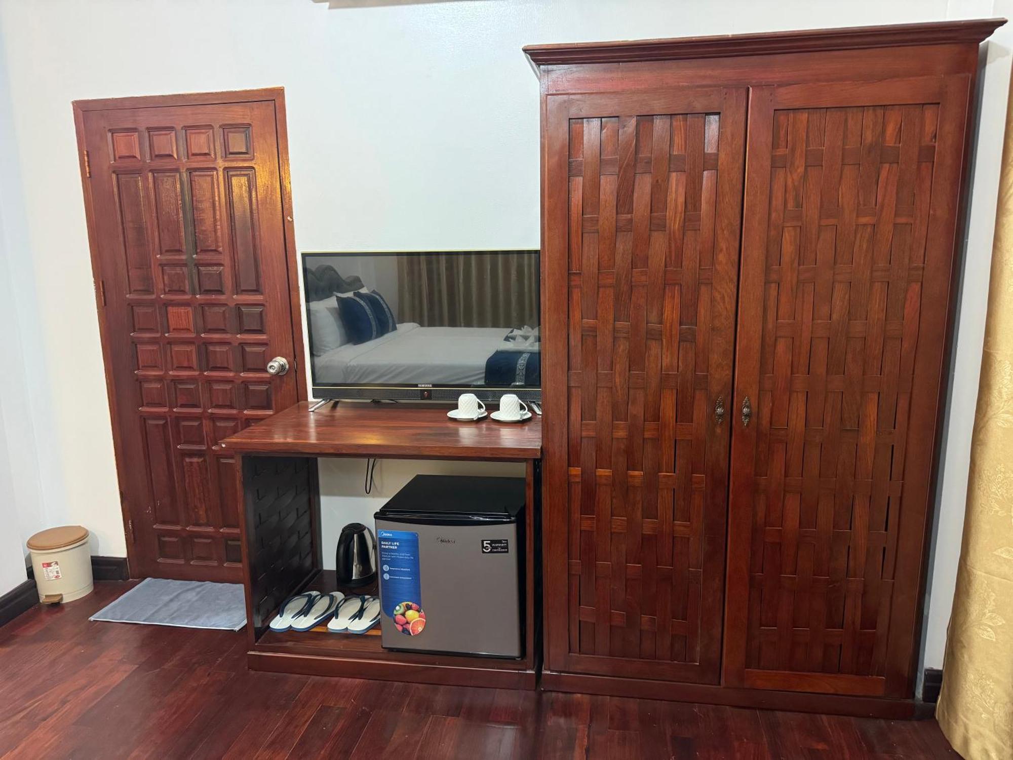 Win Hotel Vang Vieng Dış mekan fotoğraf