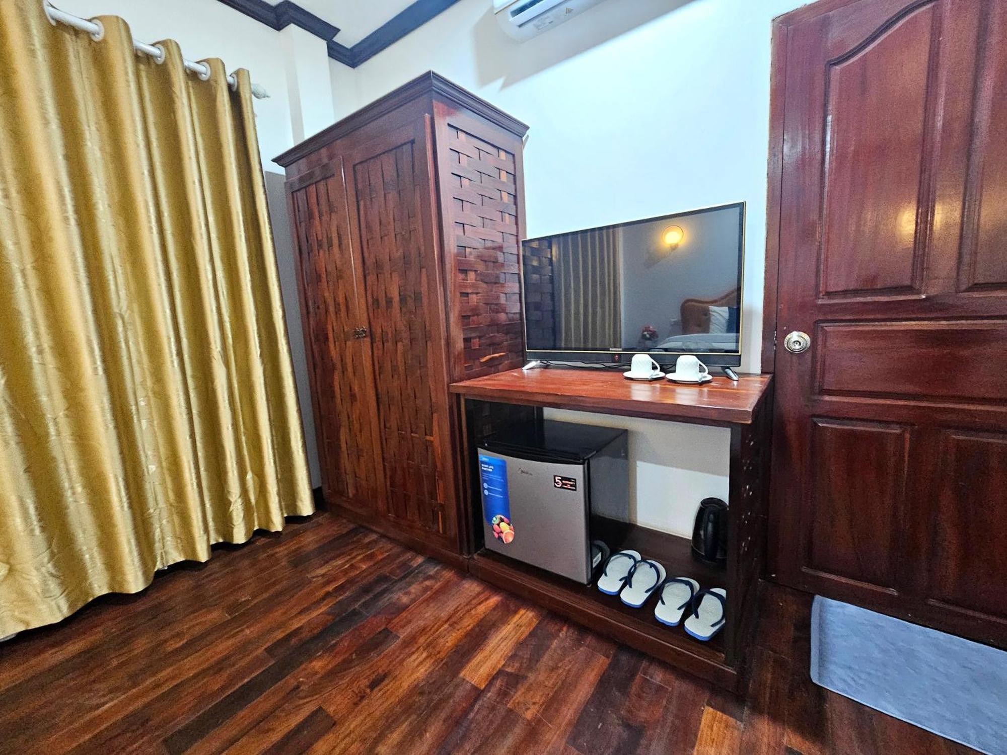 Win Hotel Vang Vieng Dış mekan fotoğraf