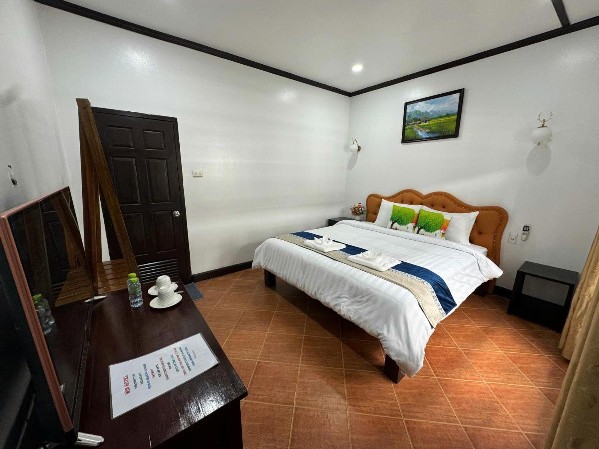 Win Hotel Vang Vieng Oda fotoğraf