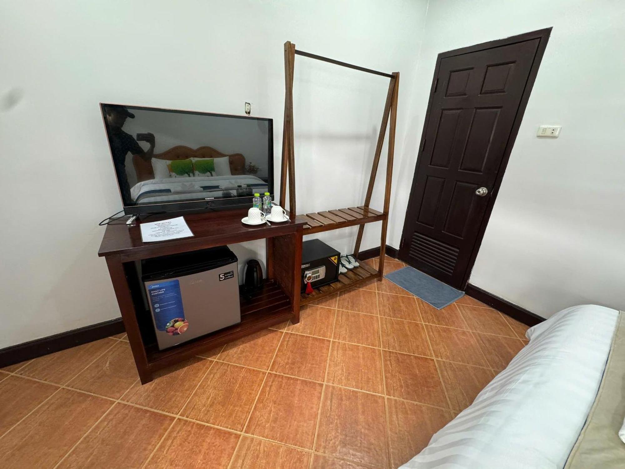 Win Hotel Vang Vieng Dış mekan fotoğraf