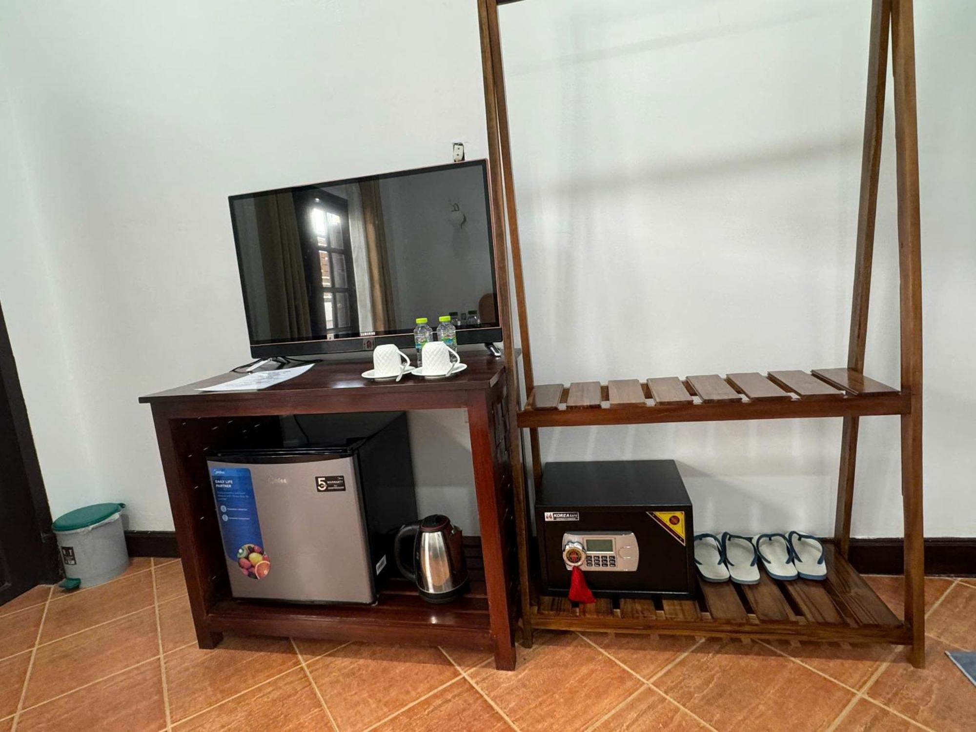 Win Hotel Vang Vieng Dış mekan fotoğraf